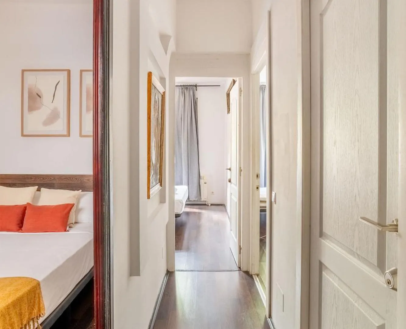 4- Bedroom Apartment In Gracia Village バルセロナ 0*,  スペイン